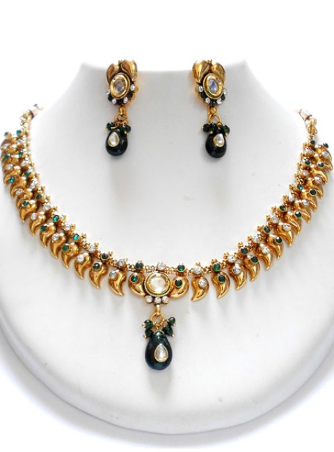 Polki Necklace Set